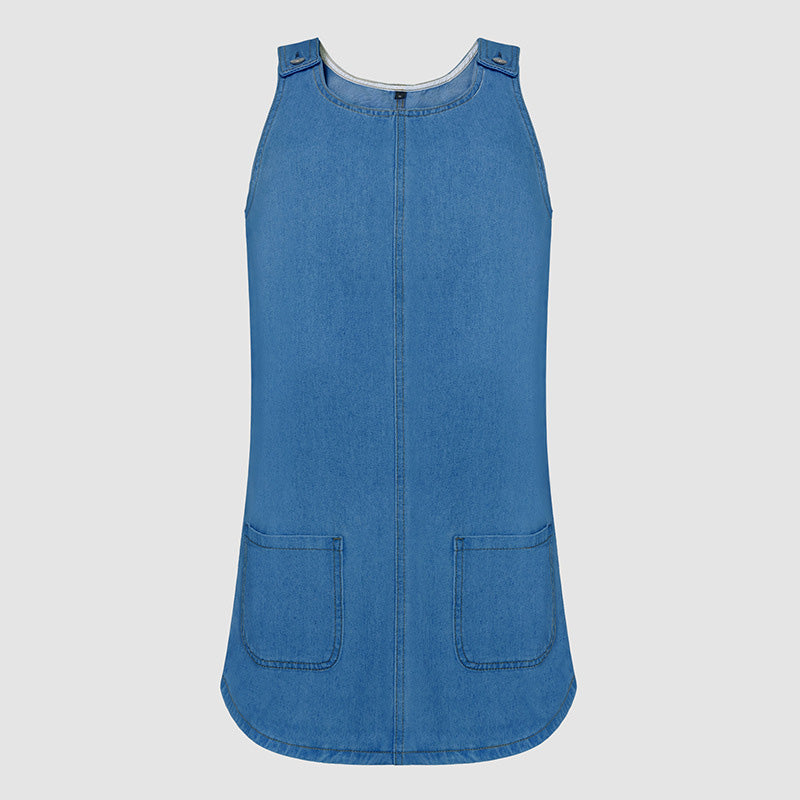 Casual denim dress with suspenders and pockets